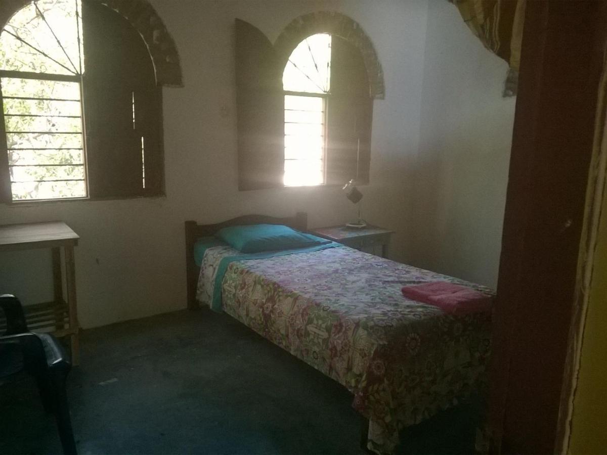 El Garaje Hostal Taganga Extérieur photo