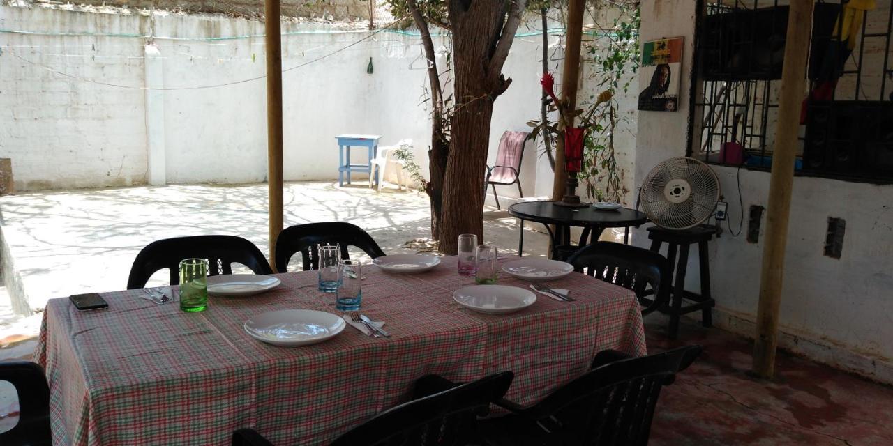El Garaje Hostal Taganga Extérieur photo