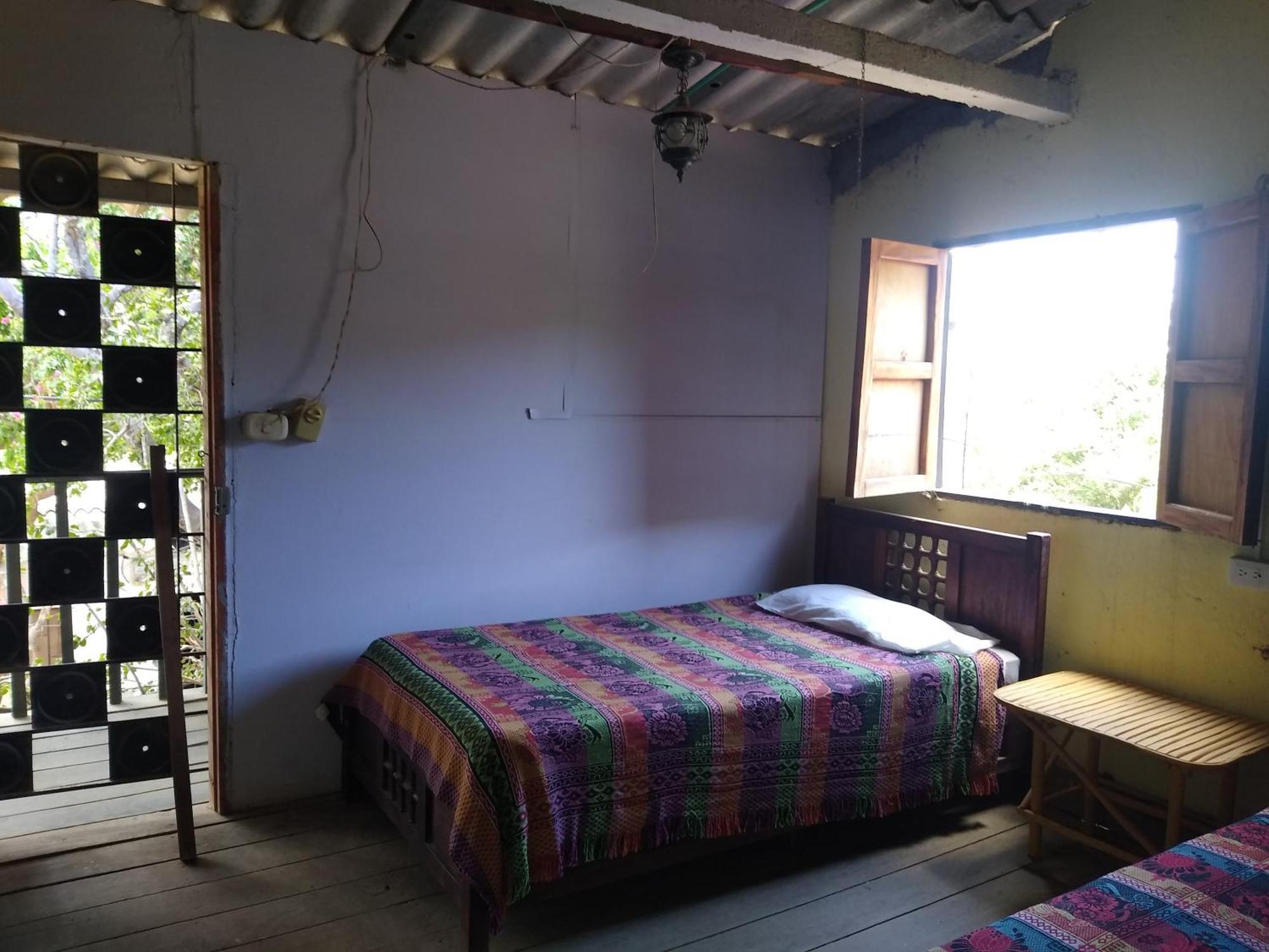 El Garaje Hostal Taganga Extérieur photo